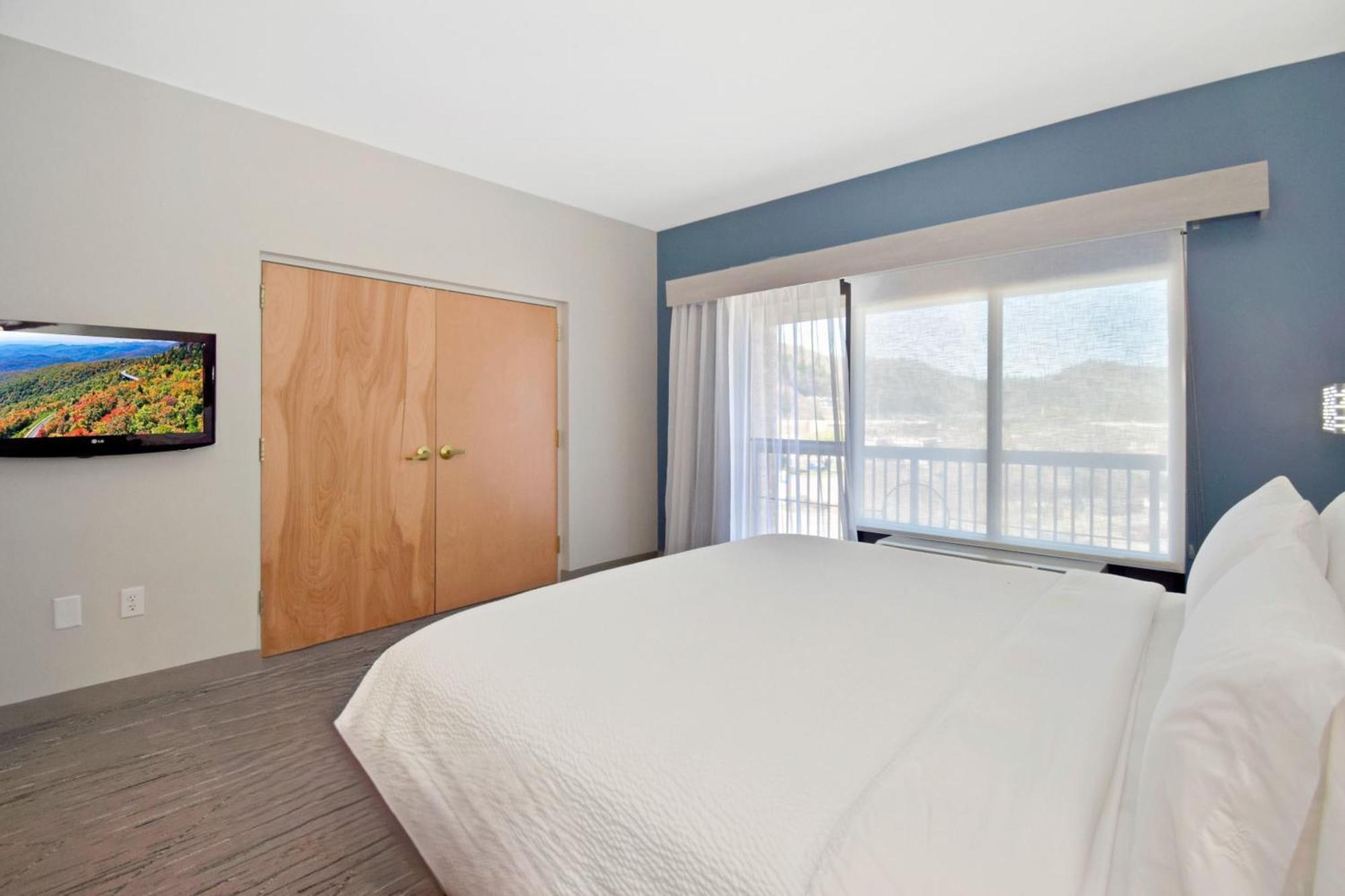 Holiday Inn Express Boone By Ihg Exterior foto