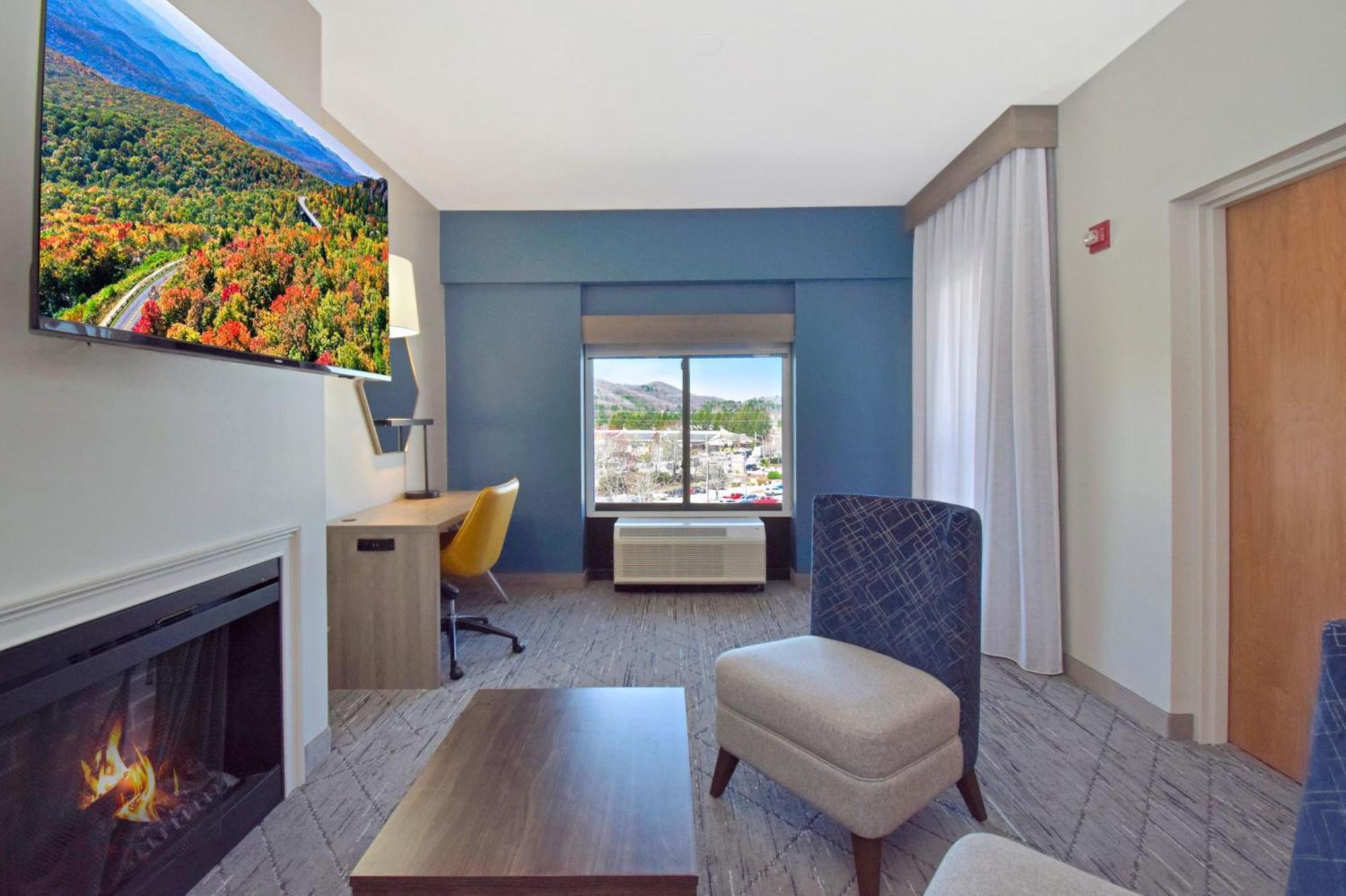 Holiday Inn Express Boone By Ihg Exterior foto